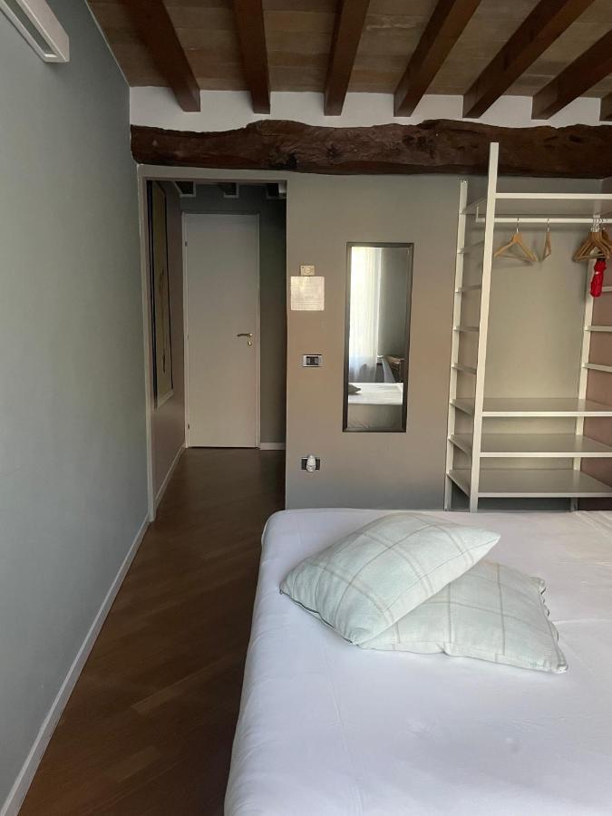 Le Camere di Bsuites Parme Extérieur photo