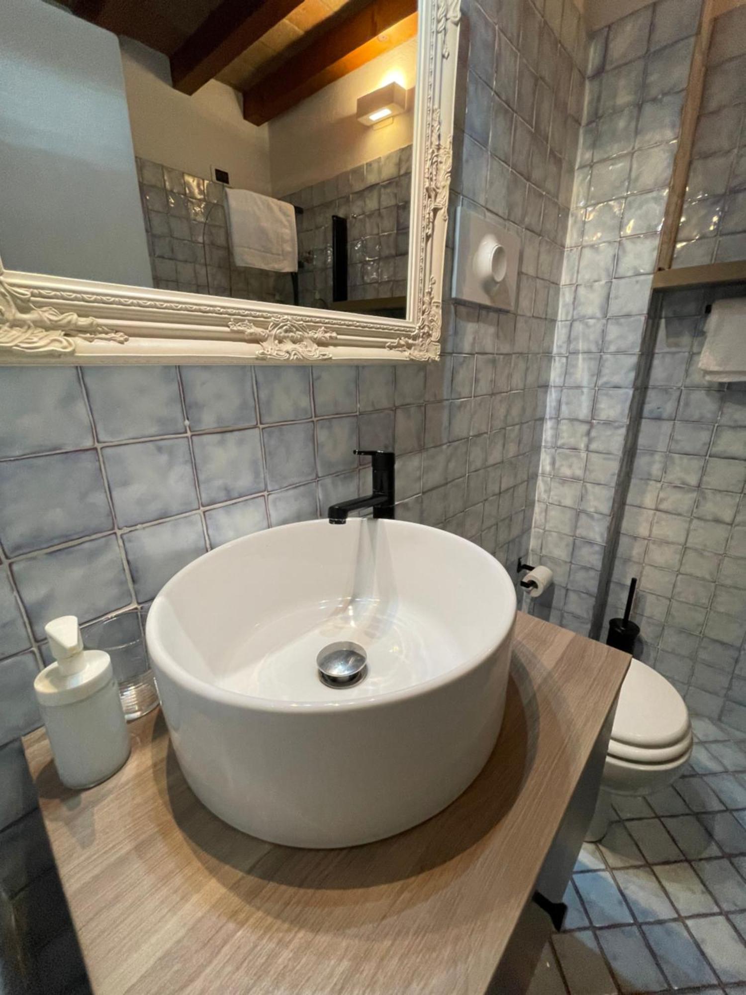 Le Camere di Bsuites Parme Extérieur photo